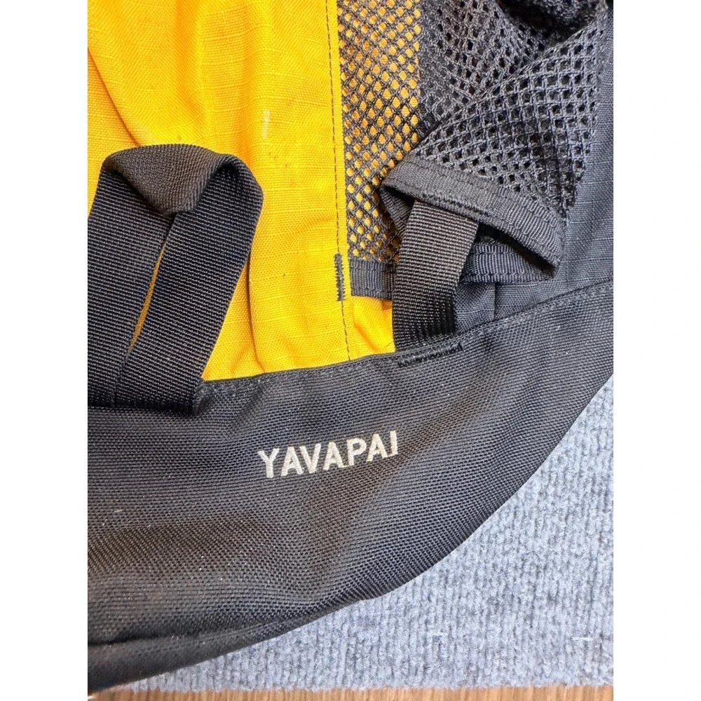 The North Face Yavapai Backpack Yellow Black Hiking School Bag Y2K Workwear